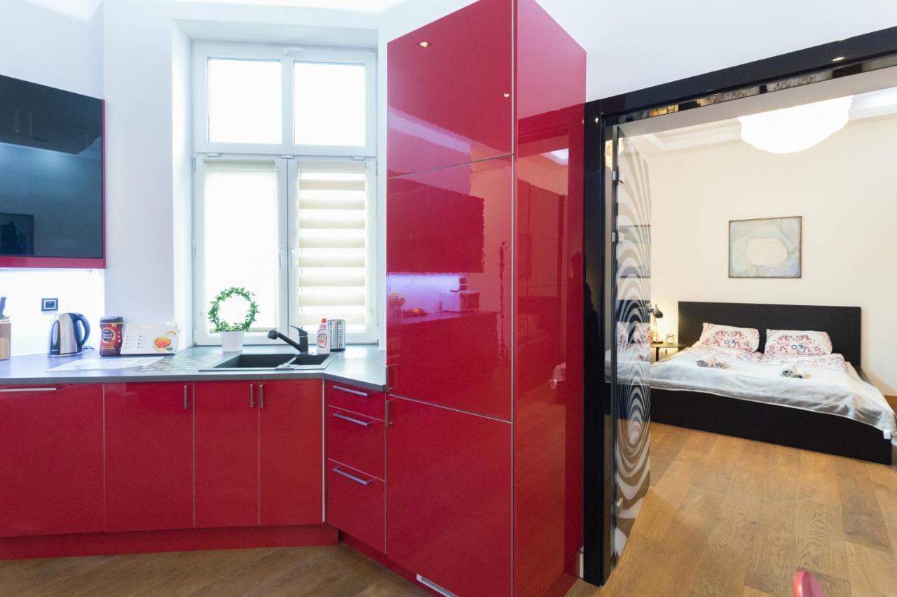 Modern, Stylish And Comfy In Trendy Jewish Quarter Lejlighed Kraków Eksteriør billede